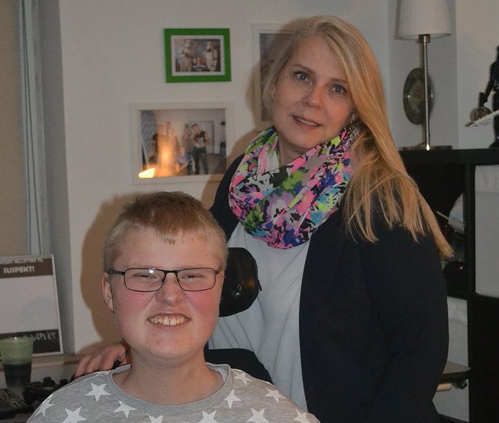 Anne-Mette Ring og sønnen