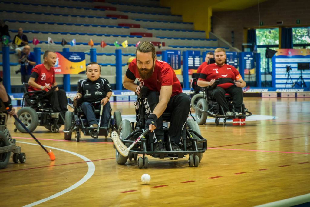 Fra VM i powerchair floorball i 2018 i Italien. Foto: Mirco Esposto