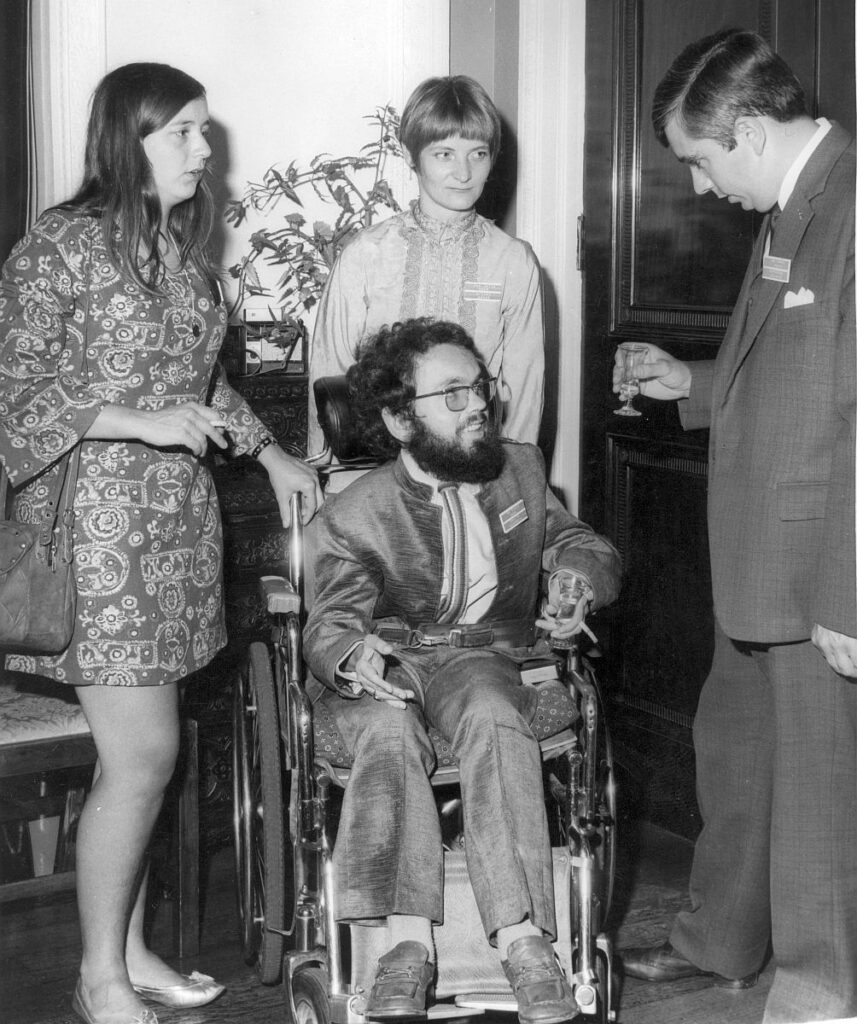 Evald Krog, Stiftelsen af EAMDA